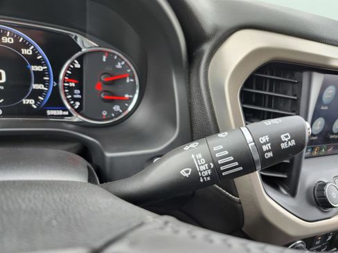 Used 2021 GMC Acadia Denali w/ GMC Pro Grade Package AWD/4WD image 14