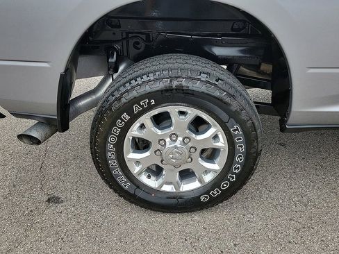 Used 2024 RAM 2500 Laramie w/ Safety Group AWD/4WD image 7