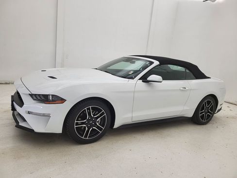 Used 2022 Ford Mustang Premium RWD image 19