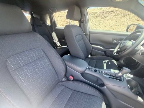 Used 2026 Honda HR-V Sport image 27