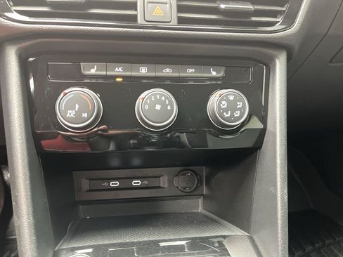 Used 2023 Volkswagen Taos S AWD/4WD image 17