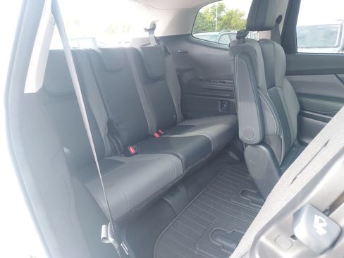 Used 2023 Subaru Ascent Onyx Edition AWD/4WD image 34