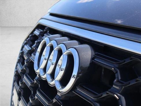Used 2023 Audi Q5 2.0T Premium w/ Convenience Package AWD/4WD image 29