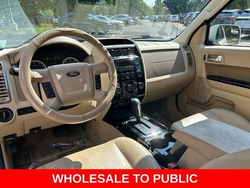 Used 2011 Ford Escape Limited w/ 302A Rapid Spec Order Code FWD image 12