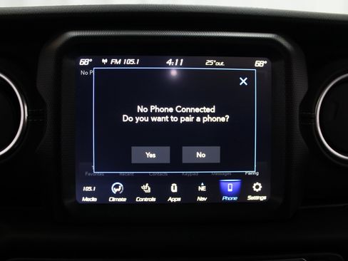 Used 2023 Jeep Wrangler Unlimited Sahara w/ Cold Weather Group image 46