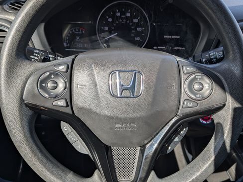 Used 2021 Honda HR-V EX image 25