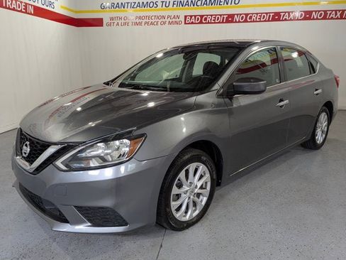Used 2019 Nissan Sentra SV image 3