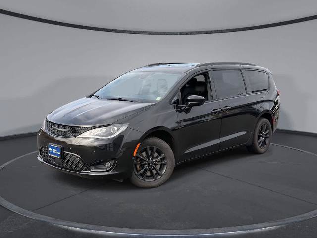 Used 2020 Chrysler Pacifica Touring-L w/ Advanced Safetytec Group AWD/4WD image 1