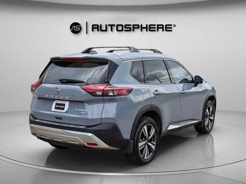 Used 2022 Nissan Rogue Platinum w/ Head-Up Display Package image 8