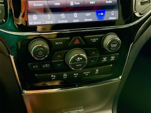 Used 2019 Jeep Grand Cherokee Altitude image 9