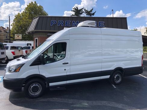 Used 2017 Ford Transit 250 148 High Roof Extended RWD image 2