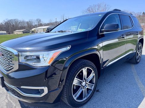 Used 2017 GMC Acadia Denali AWD/4WD image 3