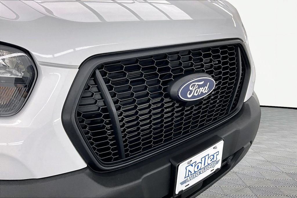 Used 2026 Ford Transit 250 Low Roof w/ Load Area Protection Package RWD image 29