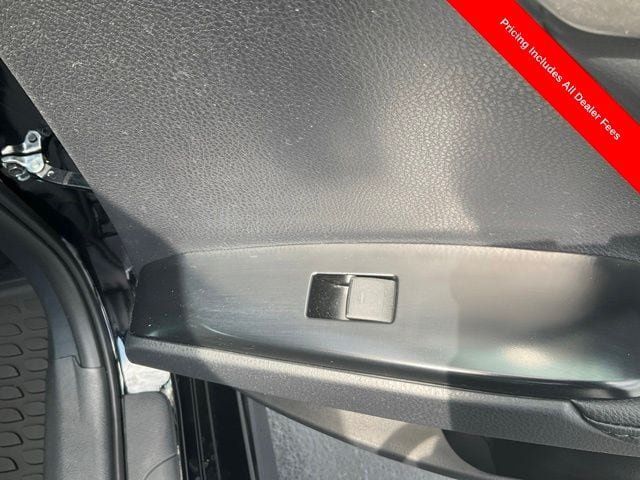 Used 2026 Toyota Camry XSE FWD image 30