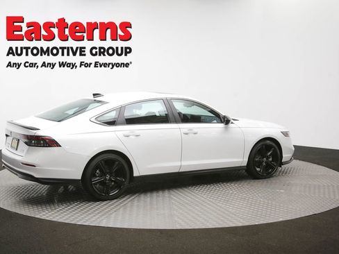 Used 2025 Honda Accord Sport image 42