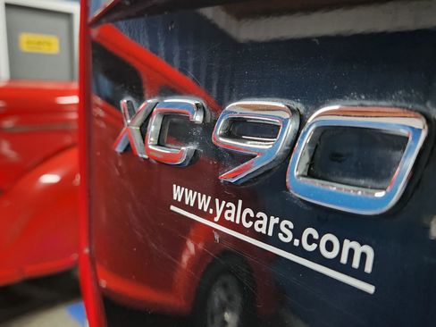 Used 2019 Volvo XC90 T5 Momentum w/ Multimedia Package image 51