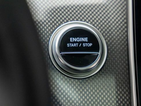 New 2025 Mercedes-Benz GLC 350e 4MATIC image 23