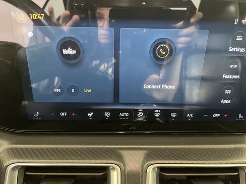Used 2025 Ford Mustang Premium RWD image 18