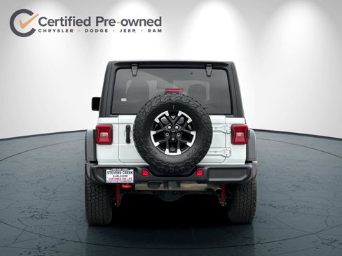 Certified 2025 Jeep Wrangler Unlimited Rubicon AWD/4WD image 5