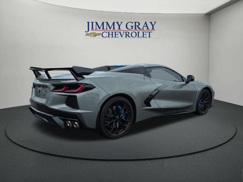 Used 2022 Chevrolet Corvette Stingray Premium Conv w/ Z51 Performance Package RWD image 5