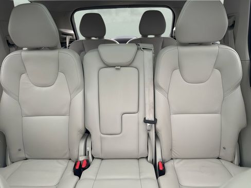 Used 2023 Volvo XC90 B5 Plus w/ Protection Package Premier AWD/4WD image 13