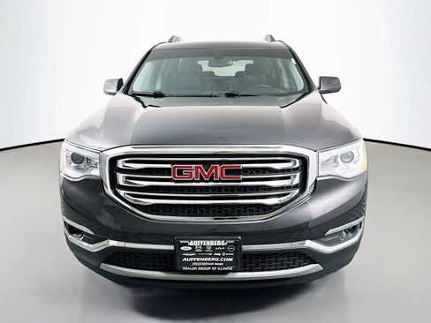 Used 2019 GMC Acadia SLT FWD image 2