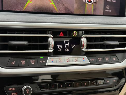 Used 2022 BMW X4 xDrive30i w/ M Sport Package 2 image 18