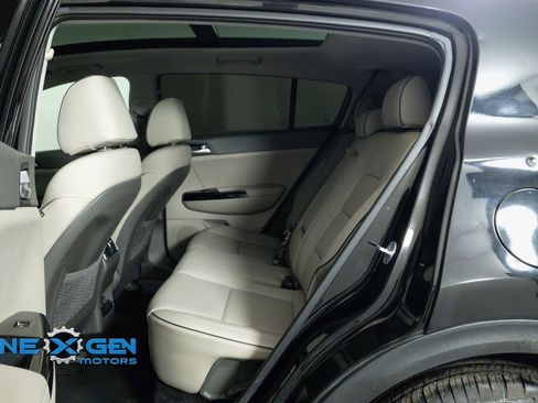 Used 2018 Kia Sportage EX w/ Option Group 040 image 24