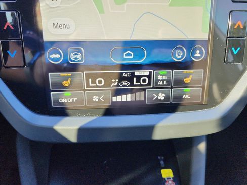 Used 2025 Subaru Forester Sport image 19