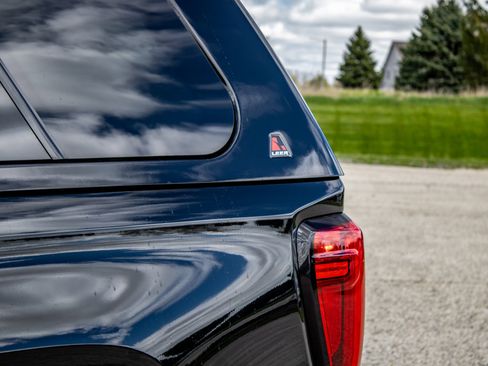 Used 2023 GMC Sierra 1500 Denali AWD/4WD image 16