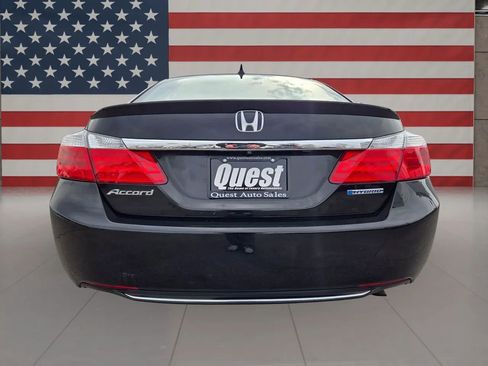 Used 2015 Honda Accord Hybrid Sedan image 6