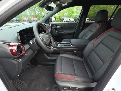 New 2026 Chevrolet Equinox RS w/ Safety and Technology Package FWD image 15