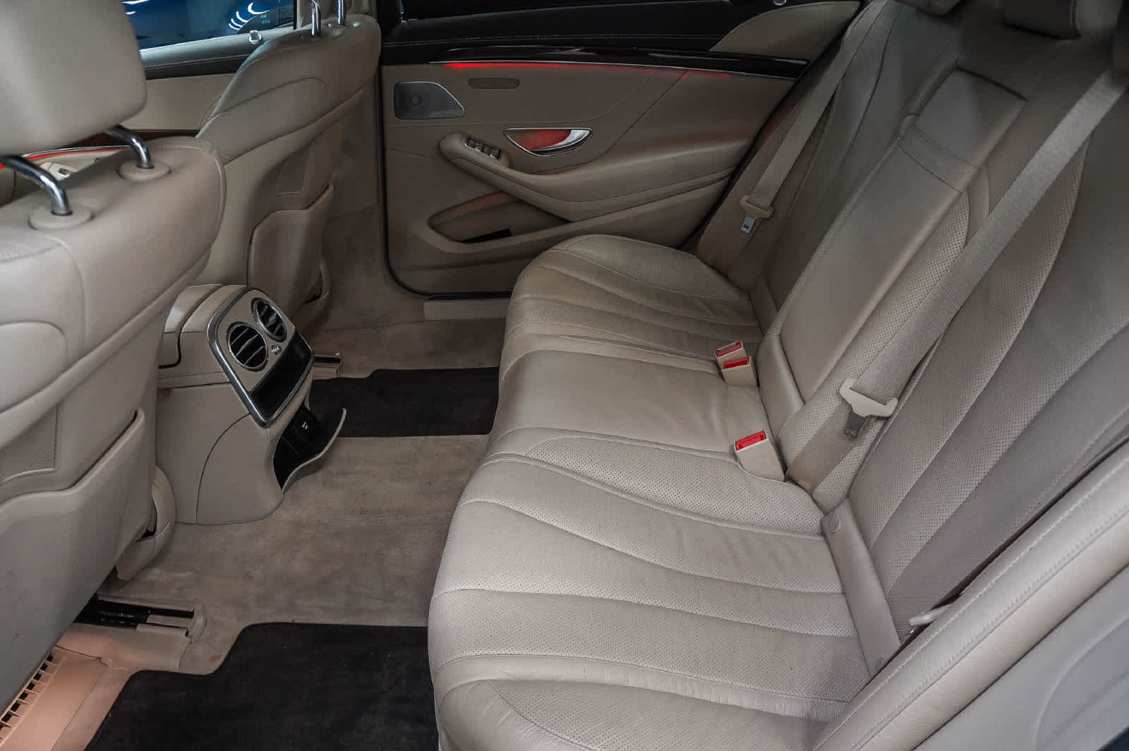 Used 2017 Mercedes-Benz S 550e image 16