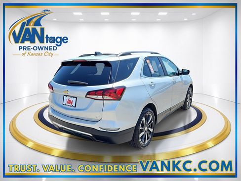 Used 2022 Chevrolet Equinox LT FWD image 6