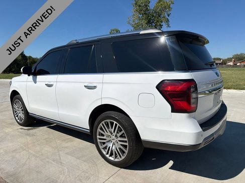Used 2023 Ford Expedition Limited RWD image 7