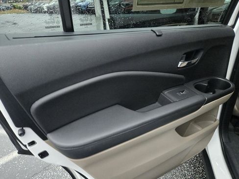 Used 2022 Honda Pilot EX-L image 16