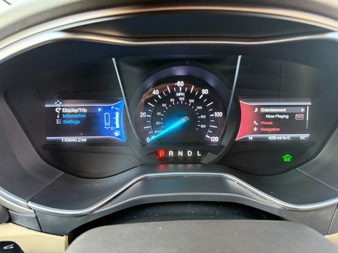 Used 2015 Ford Fusion SE w/ Equipment Group 502A image 12