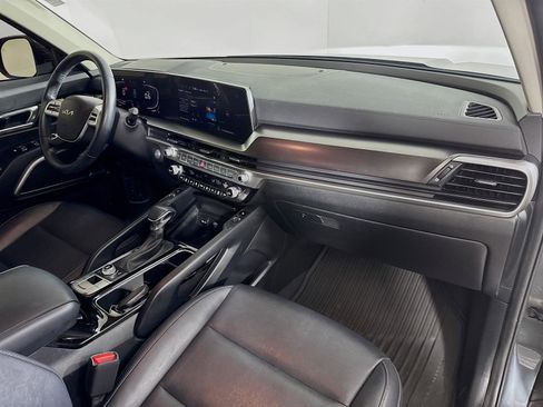 Certified 2023 Kia Telluride S image 31