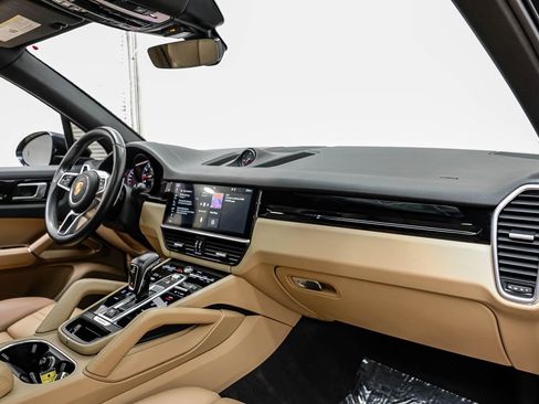 Used 2019 Porsche Cayenne image 11