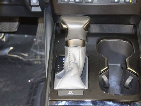 Used 2024 Lexus ES 350 w/ Premium Package image 40