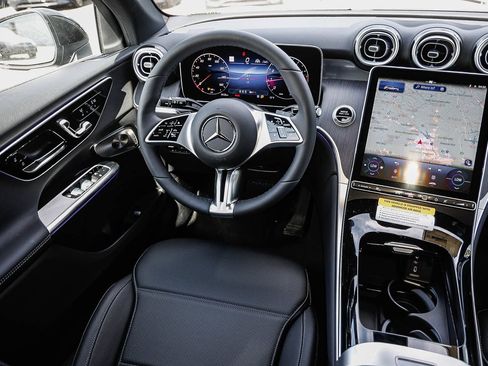 New 2026 Mercedes-Benz GLC 300 4MATIC image 14