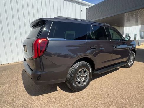 New 2026 Ford Expedition Active RWD image 8