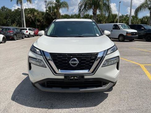 Used 2022 Nissan Rogue SV FWD image 9