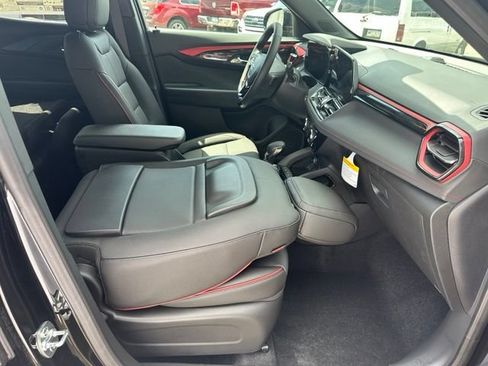 New 2026 Chevrolet TrailBlazer RS w/ Driver Confidence Package AWD/4WD image 18