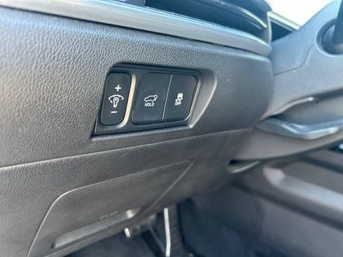 Certified 2025 Kia Sorento SX Prestige AWD/4WD image 14