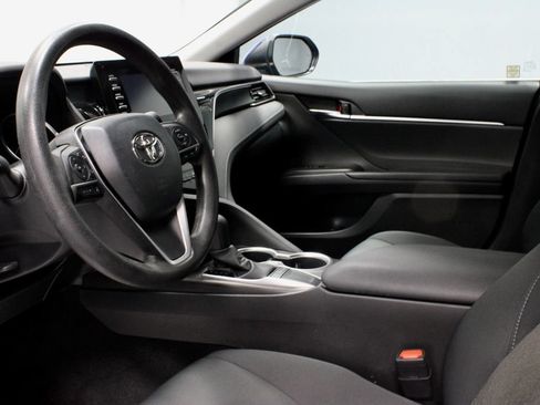 Used 2023 Toyota Camry LE w/ Convenience Package FWD image 22