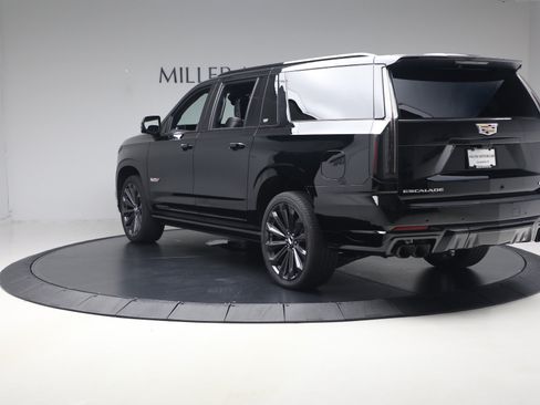 Used 2026 Cadillac Escalade ESV V AWD/4WD image 5