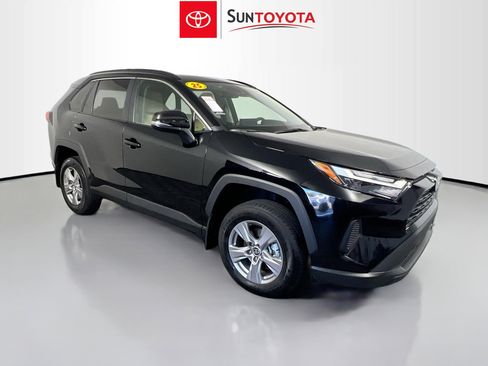Used 2025 Toyota RAV4 XLE w/ Convenience Package FWD image 1