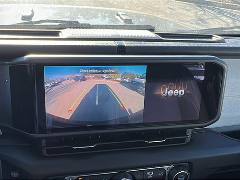 Certified 2024 Jeep Wrangler Sport image 31