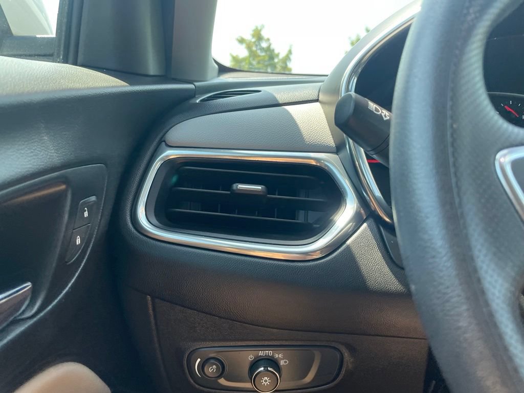 Used 2021 Chevrolet Equinox LT FWD image 15